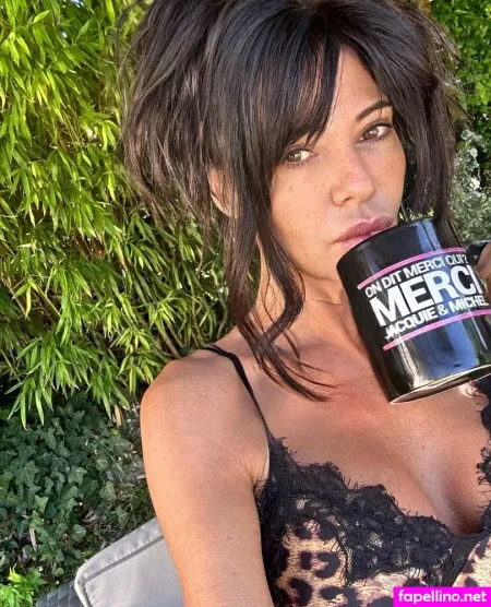 Nathaliess8 OnlyFans Thumbnail #MXx7qEVnYX