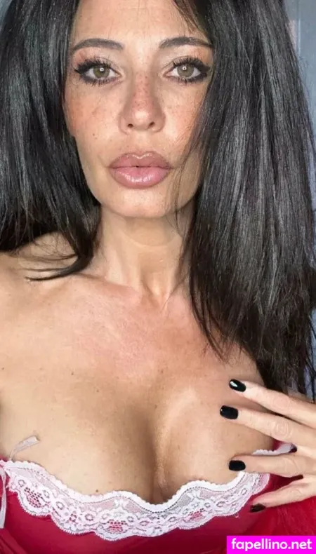 Nathaliess8 OnlyFans Thumbnail #UgUf6gm8oa