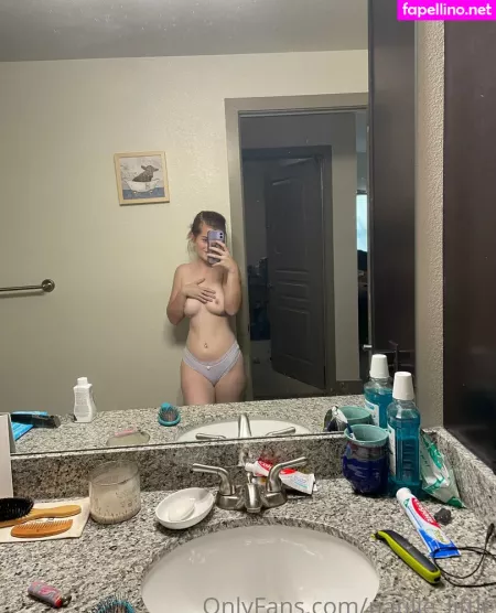Natilie Little OnlyFans Thumbnail #YjX04XwAZe