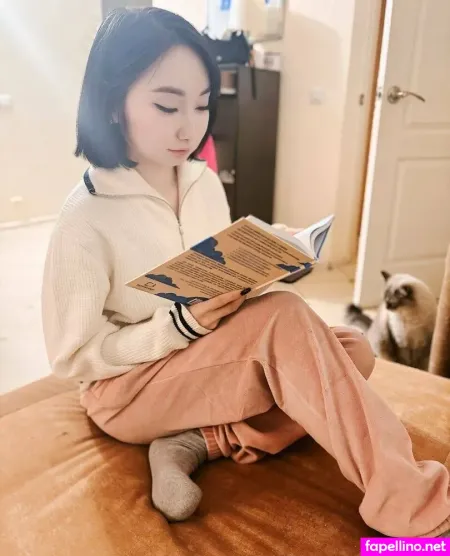 Natsunya Main Profile Photo