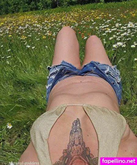 Natural Goddess OnlyFans Thumbnail #e47MTzpgYn