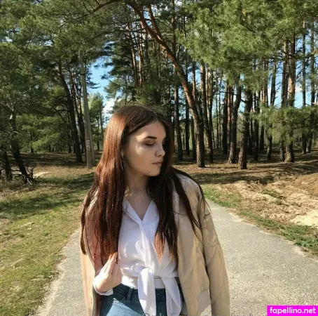 Natural Katie OnlyFans Thumbnail #0hjqNQp1EL