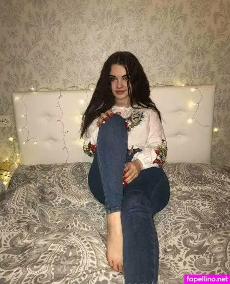 Natural Katie OnlyFans Thumbnail #JRwe2gWuI0