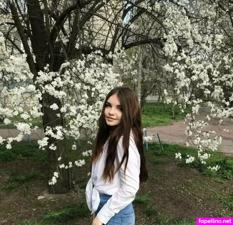 Natural Katie OnlyFans Thumbnail #zR9dmkqvCf