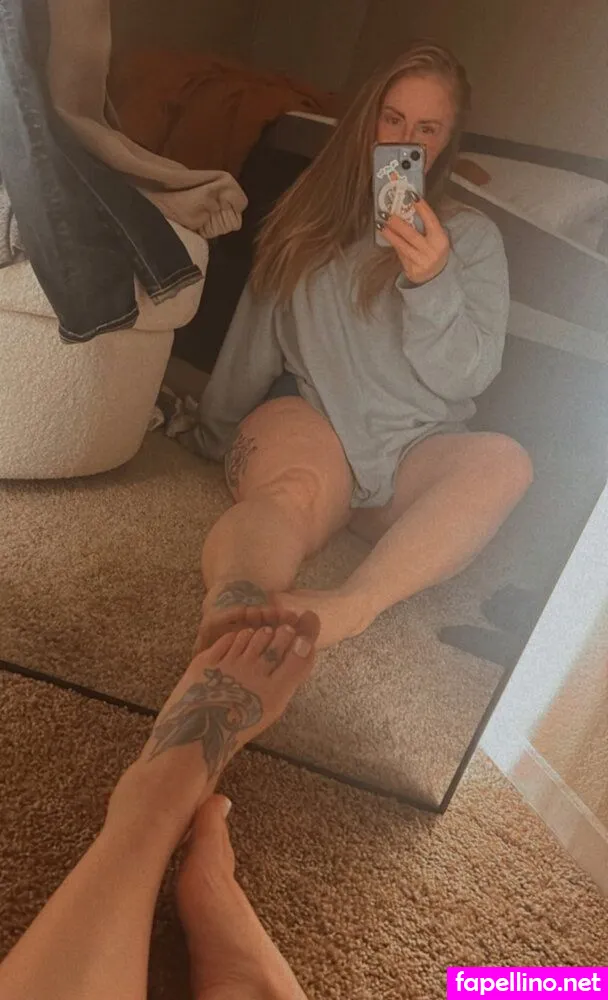 Holly, Hollybad124, naturalbeauty39, really_mariee Nude Leaked OnlyFans Photo #nag9C2GtYi
