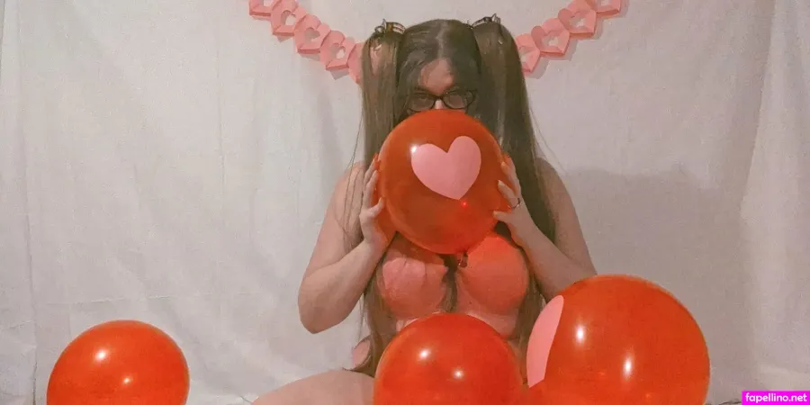 Naturally Naomi Free OnlyFans Thumbnail #VHhhRYXhTx