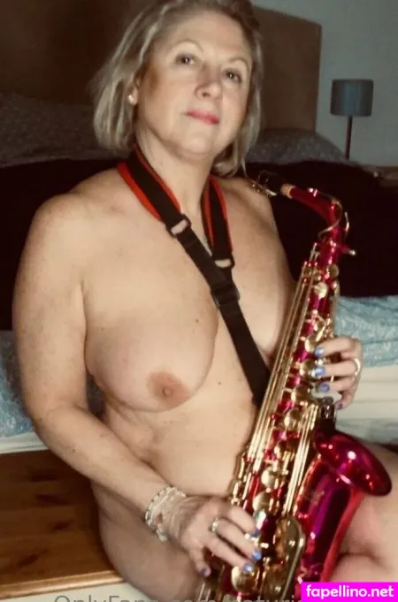 Naturistpoppy OnlyFans Thumbnail #jFCwcvHlLx