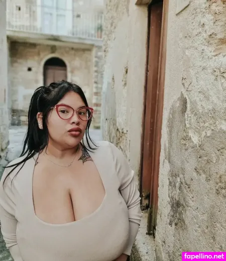 Naty Mari OnlyFans Thumbnail #2UrwpkT5lx