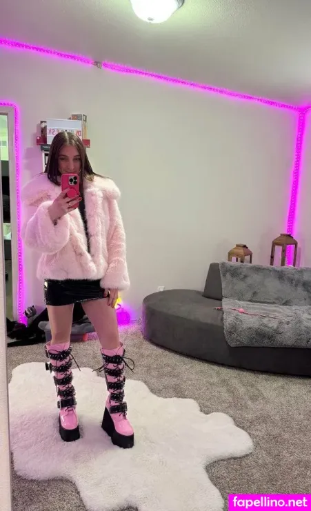 Naughtsoshhy OnlyFans Thumbnail #EyNjWSoYWZ