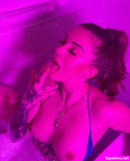 Naughty Batter OnlyFans Thumbnail #stfGtln6TB