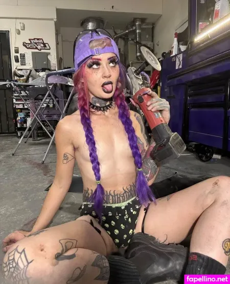 Naughty Lil Mechanic OnlyFans Thumbnail #GHaX5zpFv5