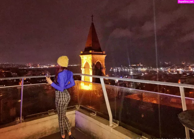 Naughty Lola OnlyFans Thumbnail #YnJLUuMSma