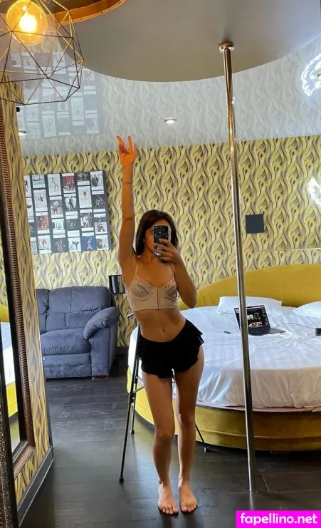 Naughty Molly OnlyFans Thumbnail #nN3KhS0Pwd