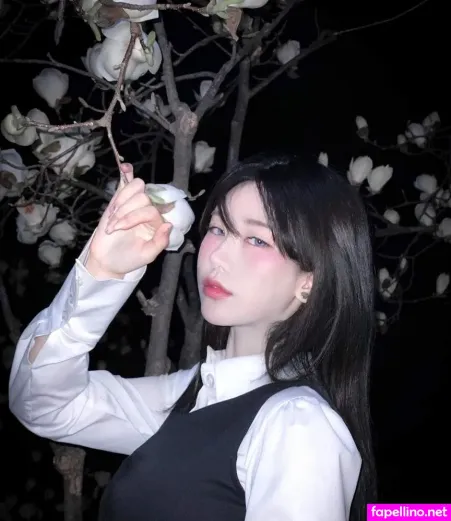 Naughty Rabbit OnlyFans Thumbnail #61YKh11dAp