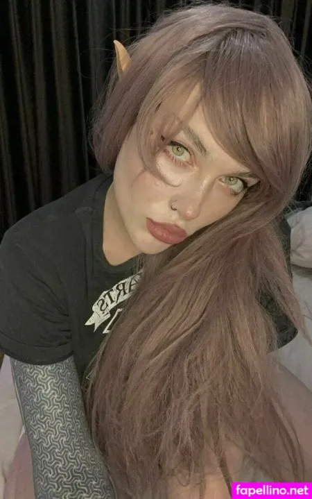 Naughty Sophia OnlyFans Thumbnail #5PO0BZko0r