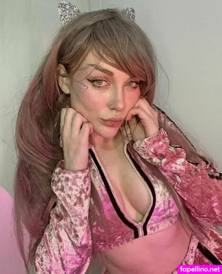 Naughty Sophia OnlyFans Thumbnail #QjHZ2zLa4m