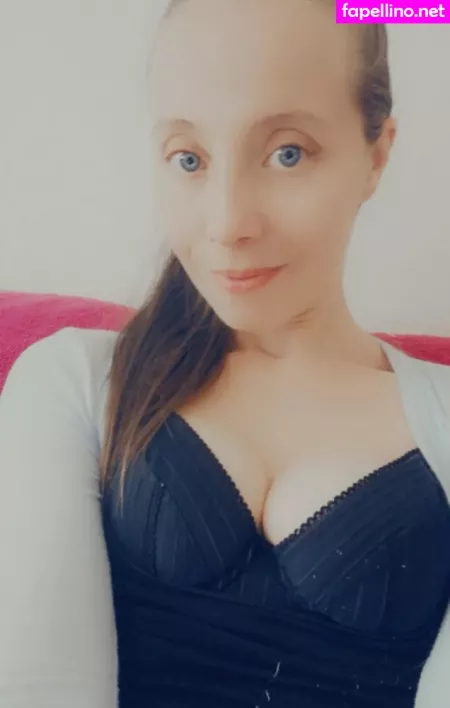 Naughtyannmarie OnlyFans Thumbnail #mCxKlFfoMj