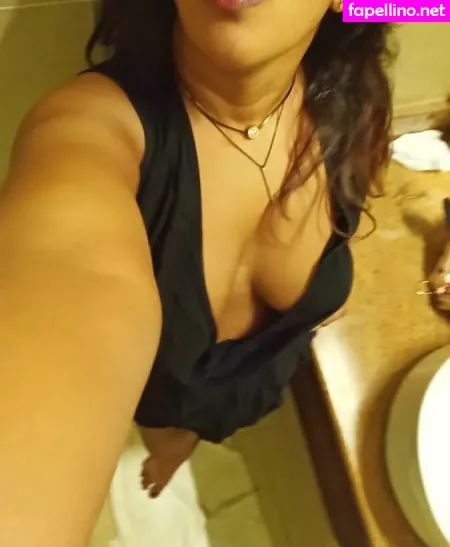 Naughtyaunty OnlyFans Thumbnail #ABZrbKK4lq