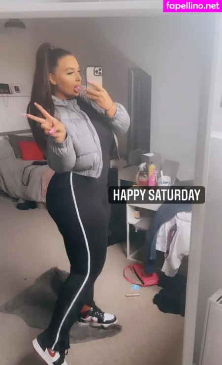 Naughtybabeoxo OnlyFans Thumbnail #sdYos62S0F