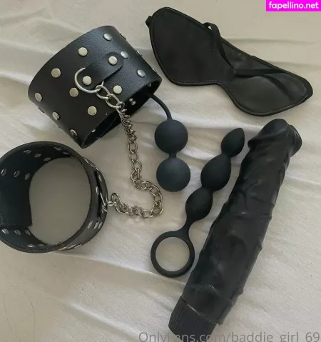 Naughtybabygirl2 OnlyFans Thumbnail #gzDNAyNZ4w