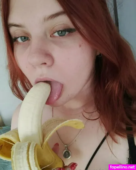 Naughtyfoxyyy OnlyFans Thumbnail #yxCujEGS01