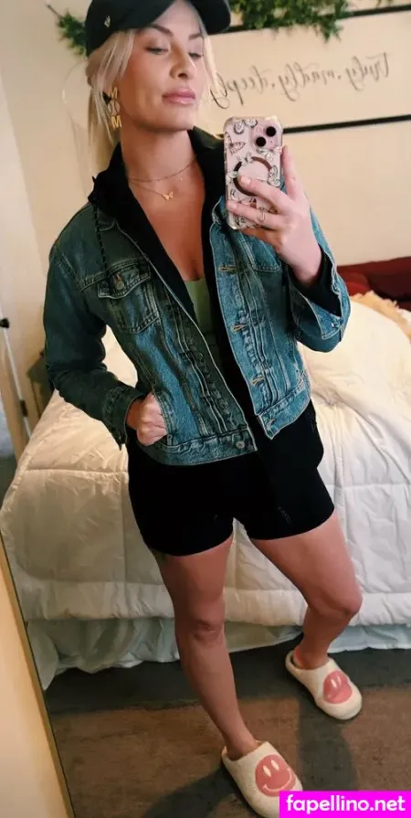 Naughtygemma OnlyFans Thumbnail #DcA9xX7IBc