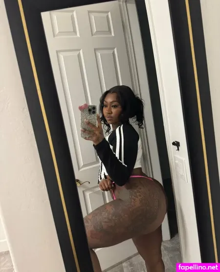 Naughtygirlworld777 photo