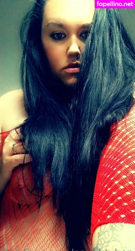 Naughtyhoneypot OnlyFans Thumbnail #sYeDyh6fmV