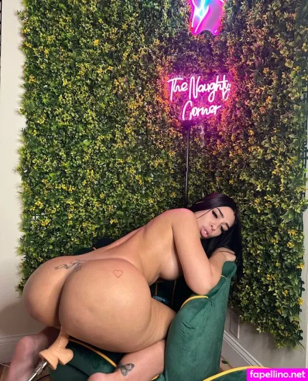 Naughtyhottiesxxx OnlyFans Thumbnail #oCylvGh41s
