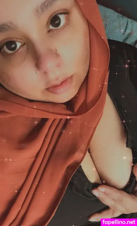 Naughtylilhoneyhijabi OnlyFans Thumbnail #MThnOinKDn