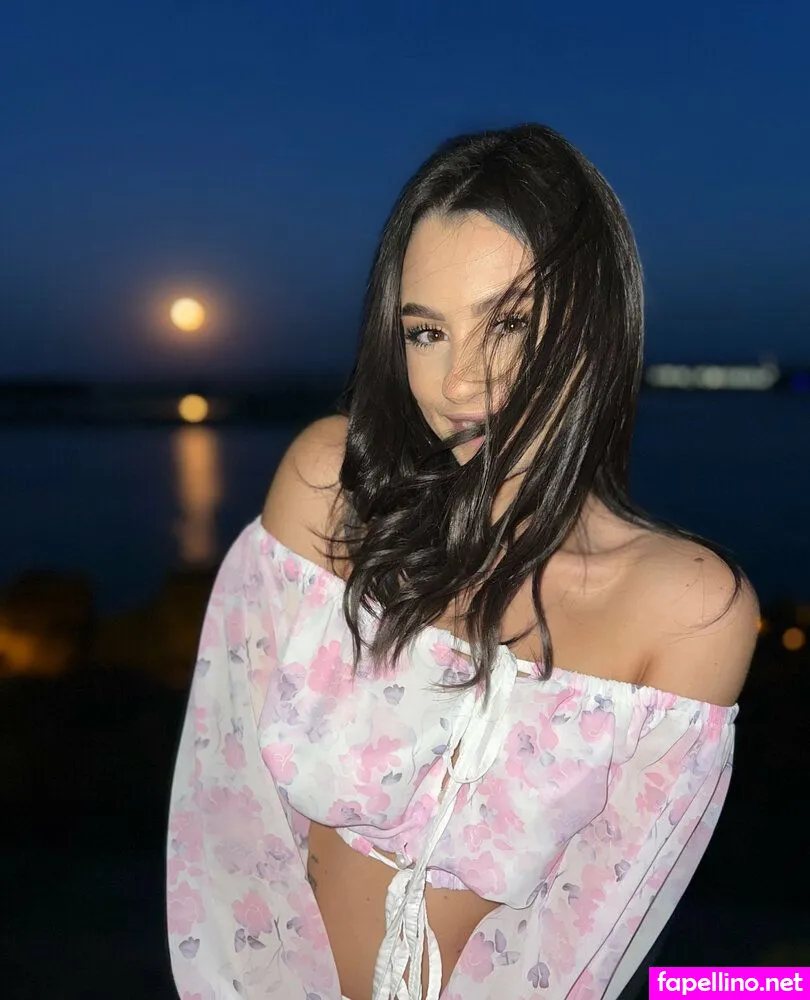 kitttycat_luna, naughtylittleluna Nude Leaked OnlyFans Photo #3r3jZXOTHH