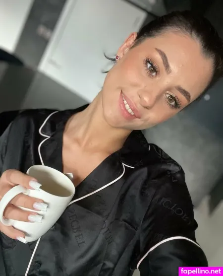 Naughtylittleluna OnlyFans Thumbnail #fyUDRymoRm