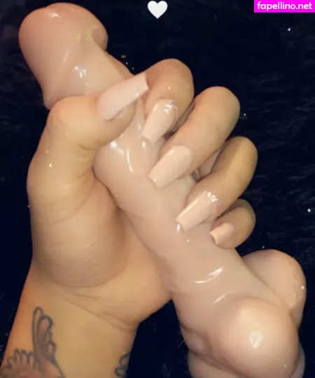 Naughtynicolexxo OnlyFans Thumbnail #nZ1NXDBtO8