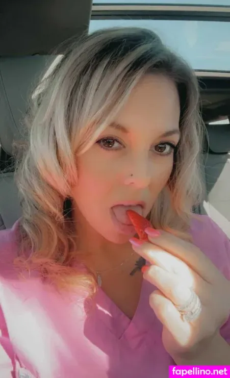 Naughtynursetx OnlyFans Thumbnail #idW2ZUw7jF