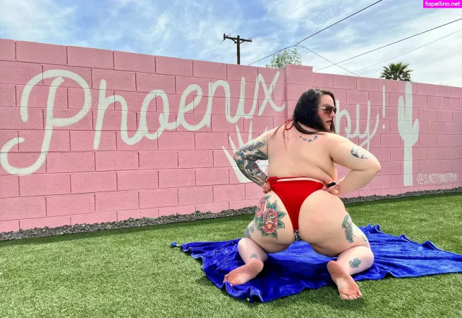 Naughtynyxiefree OnlyFans Thumbnail #EElOolEwKH
