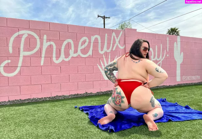 Naughtynyxiefree OnlyFans Thumbnail #SIm8IgxQIN