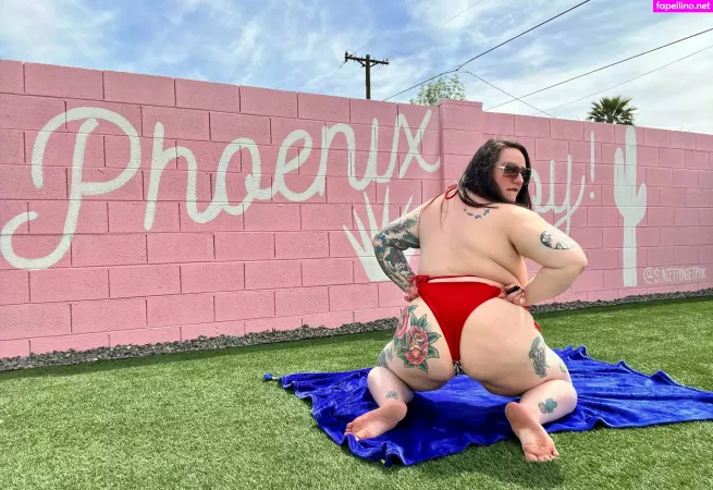 Naughtynyxiefree OnlyFans Thumbnail #kYCjNkbsAy