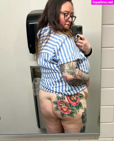 Naughtynyxiefree OnlyFans Thumbnail #yQJoBb5sNG