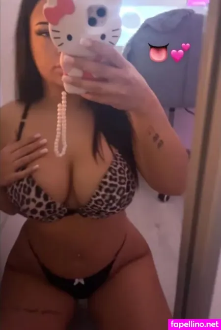Naughtyoliwia OnlyFans Thumbnail #iQxsnCjkwD