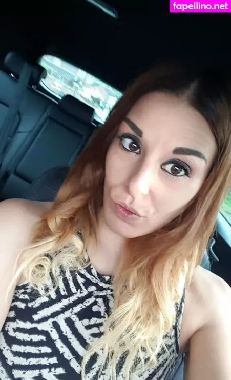 Naughtyrebecca1 OnlyFans Thumbnail #8R34bp9lI4