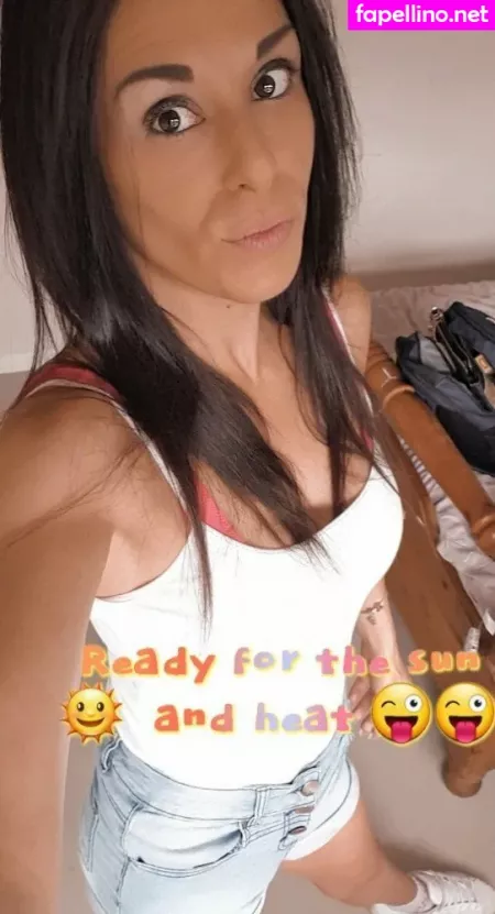 Naughtyrebecca1 OnlyFans Thumbnail #asQ3AC8gbP