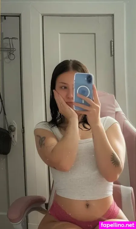 Naughtysally2 0 OnlyFans Thumbnail #6diY1HL38l