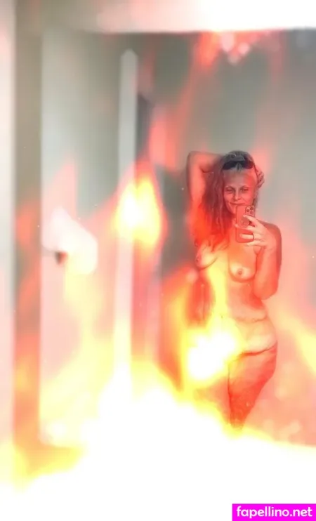 Naughtysizzlex2 OnlyFans Thumbnail #Ewgi2T8CmJ