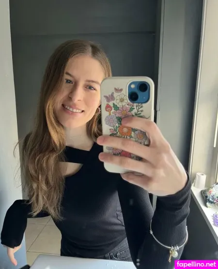 Naughtysusannahxxx OnlyFans Thumbnail #AbIjjywfhz