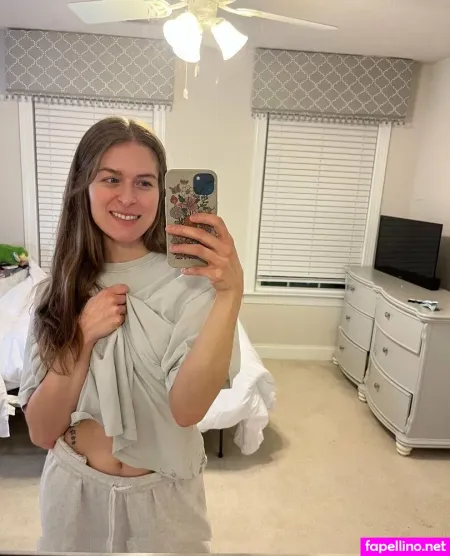 Naughtysusannahxxx OnlyFans Thumbnail #YJz7jpVgid
