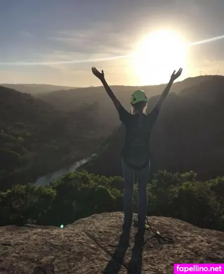 Naughtyvettech OnlyFans Thumbnail #CJgOw7JgyR