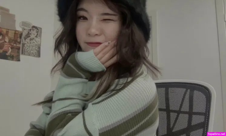 Naurimi OnlyFans Thumbnail #Mv3sSG4xRK