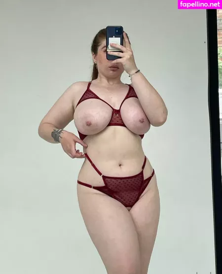 Navernoedasha OnlyFans Thumbnail #lXrqfVHicz