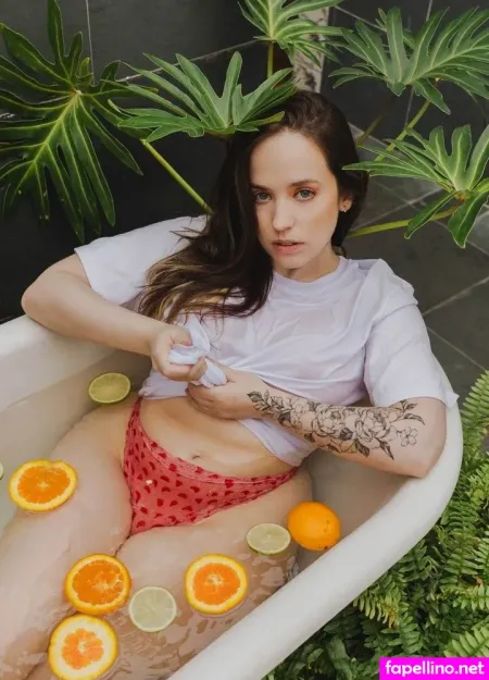 Nay Rodrigues OnlyFans Thumbnail #kdodH6oyyp