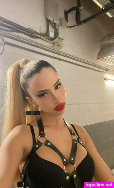 Nayadebarbie OnlyFans Thumbnail #Lh2lzZSAsp